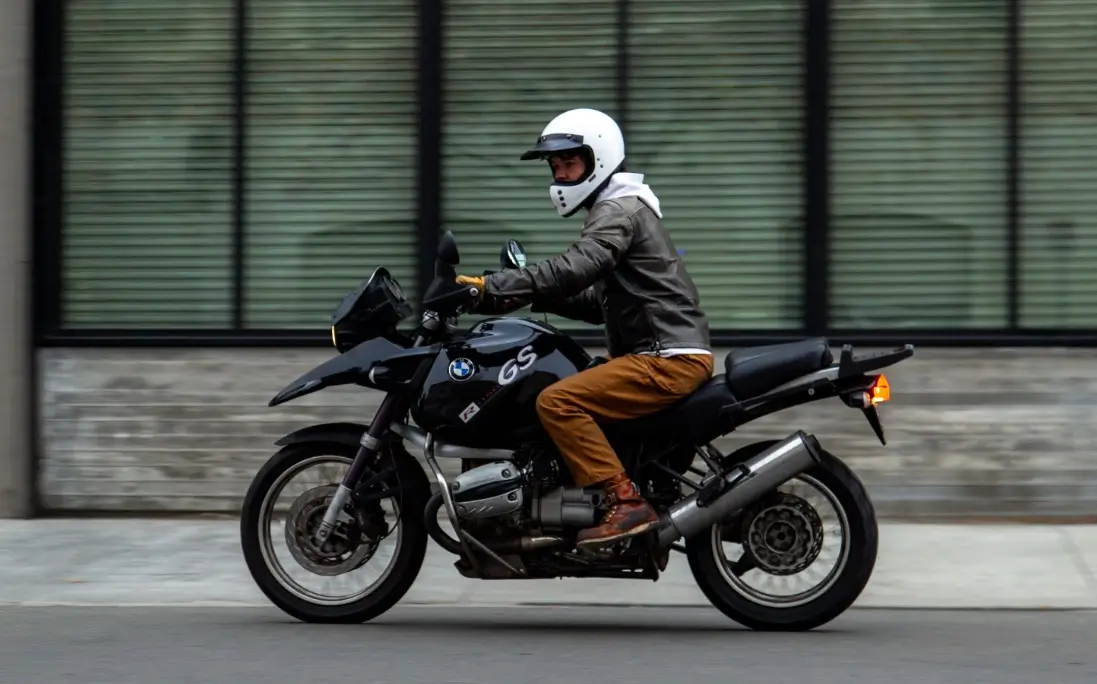 Motosiklet Nasıl Kullanılır?